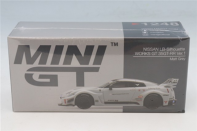 MGT01248-R.jpg