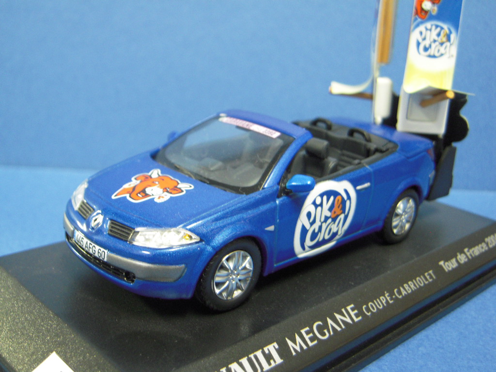 【 箱傷みセール 】 ・ノレブ 1/43 ルノー メガーヌ CC PIK & CROQ ツールドフランス 2004