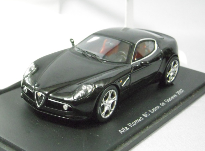 ・【特価商品】スパーク1/43 アルファロメオ 8C ジュネーブショー2007
