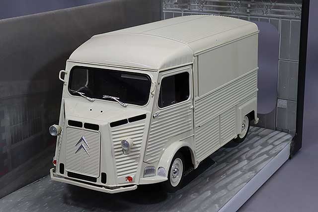 S1804813.jpg
