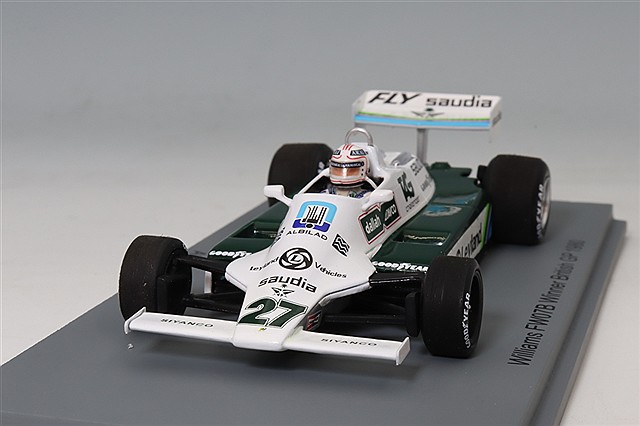 S6992.jpg