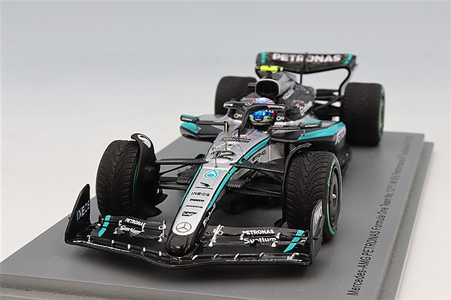 S9573.jpg