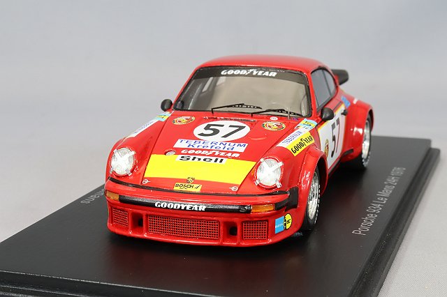 S9819.jpg