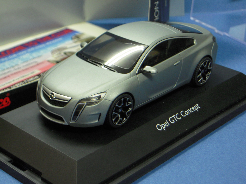 ・シュコー1/43 オペル GTC コンセプト