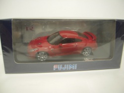 ・フジミ 1/43 日産 GT-R レッド