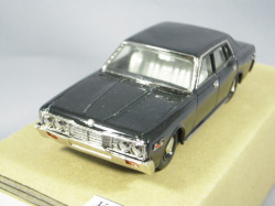 ・アンチモニーコレクション1/43 日産セドリック 330 ブラック