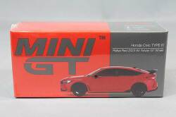 MGT00546-R.jpg