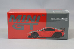 MGT00885-R.jpg