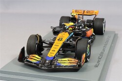 S8945.jpg