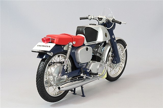 エブロ 1/10 ホンダ CB92 ブルー