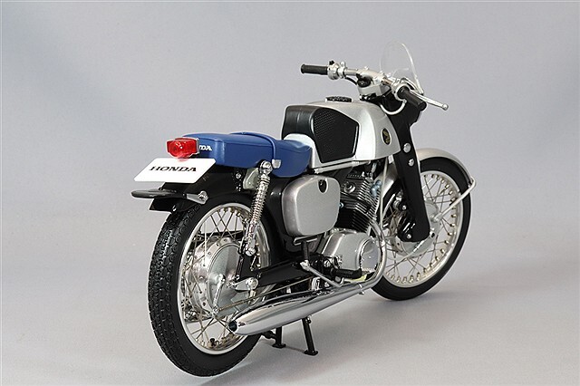 cb750 　EBBRO CB92 1/10スケールモデル cb750 EBBRO CB92 1/10スケールモデル Ebbro Honda Cb92 1/10
