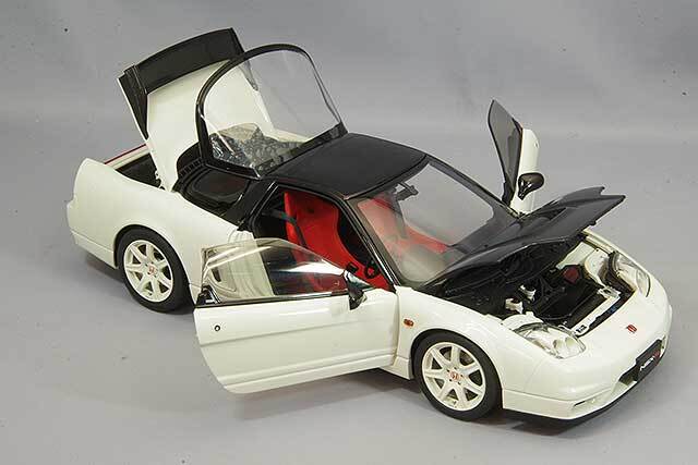 オートアート コンポジット 1/18 ホンダ NSX-R （NA2） チャンピオン 
