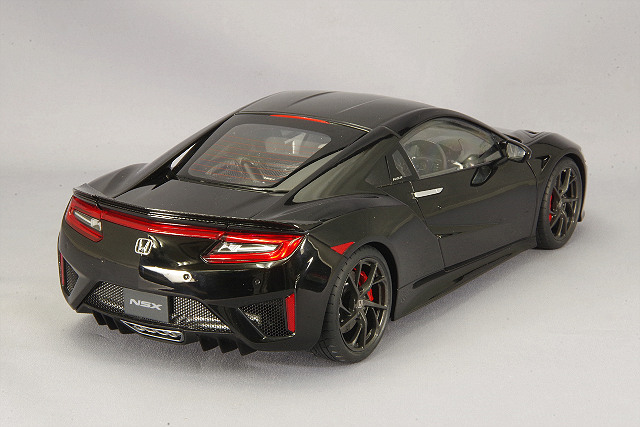 オートアート コンポジット 1/18 ホンダ NSX (NC1) 2016