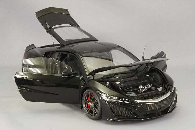 オートアート コンポジット 1/18 ホンダ NSX (NC1) 2016