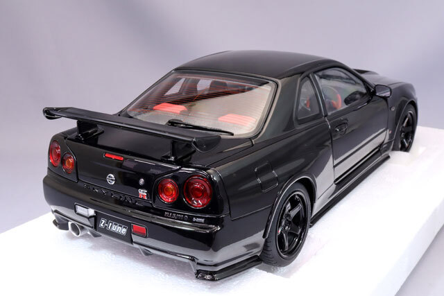 オートアート コンポジット 1/18 ニスモ R34 GT-R Z-tune