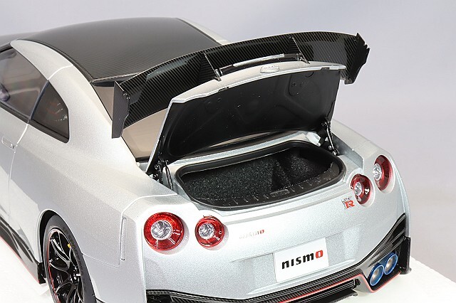 箱傷みセール 】オートアート コンポジット 1/18 日産 GT-R (R35