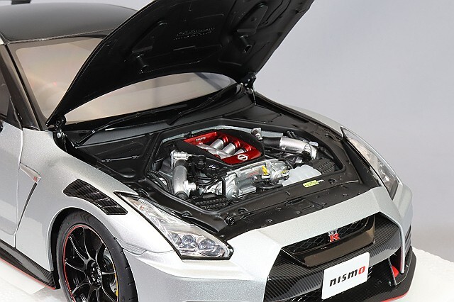 オートアート　GT-R(R35)NISMO オートアート コンポジット 1/18 日産 GT-R (R35) ニスモ