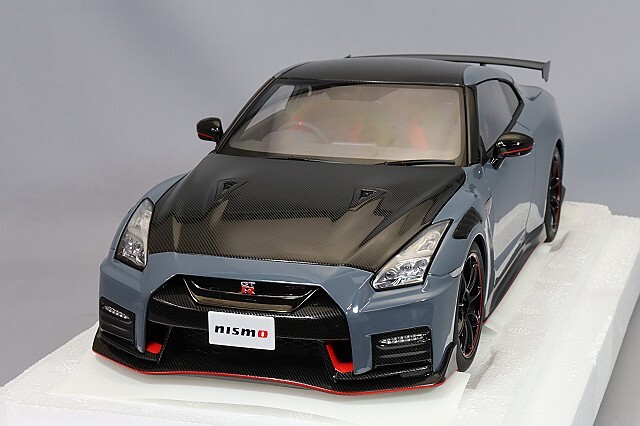 箱傷みセール 】オートアート コンポジット 1/18 日産 GT-R (R35