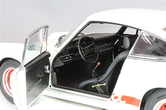 オートアート 1/18 ポルシェ 911 カレラ 2.7 RS グランプリ
