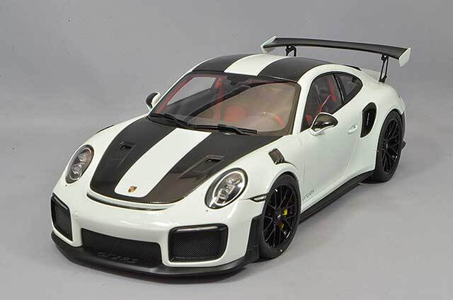 オートアート コンポジット 1/18 ポルシェ 911 （991.2） GT2 RS