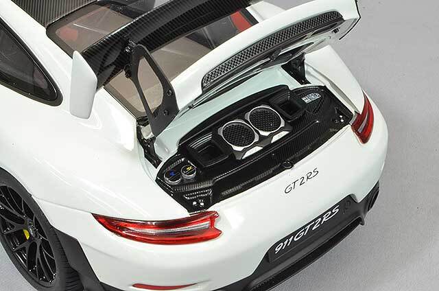 オートアート AUTOart 1/18 ポルシェ 911 GT2 RS ホワイト オートアート コンポジット 1/18 ポルシェ 911 (991.2) GT2 RS