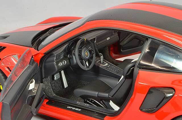 AUTOart 1/18 RWB 993 (レッド/ガンメタ・ホイール) 完成品 - AOYAMA PITIN