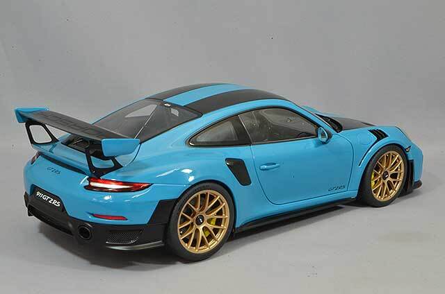 オートアート コンポジット 1/18 ポルシェ 911 （991.2） GT2 RS