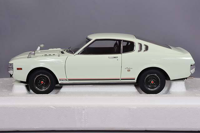 オートアート 1/18 トヨタ セリカ リフトバック 2000GT ホワイト オートアート 1/18 トヨタ セリカ リフトバック 2000GT RA25