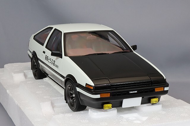 オートアート コンポジット 1/18 トヨタ スプリンター トレノ (AE86 
