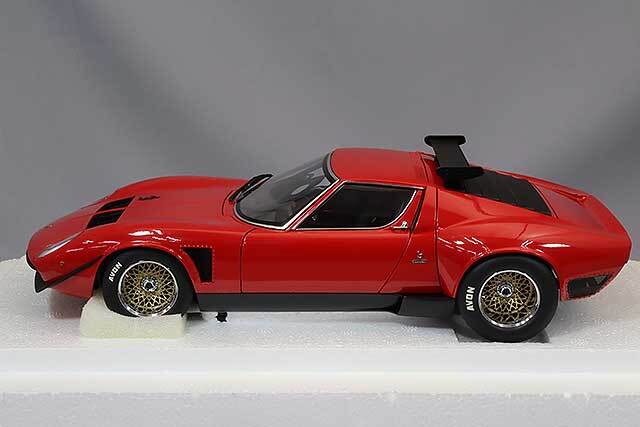 オートアート コンポジット 1/18 ランボルギーニ ミウラ SVR イオタ レッド