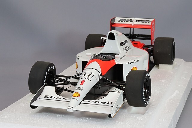 オートアート コンポジット 1/18 マクラーレン ホンダ MP4/6 F1