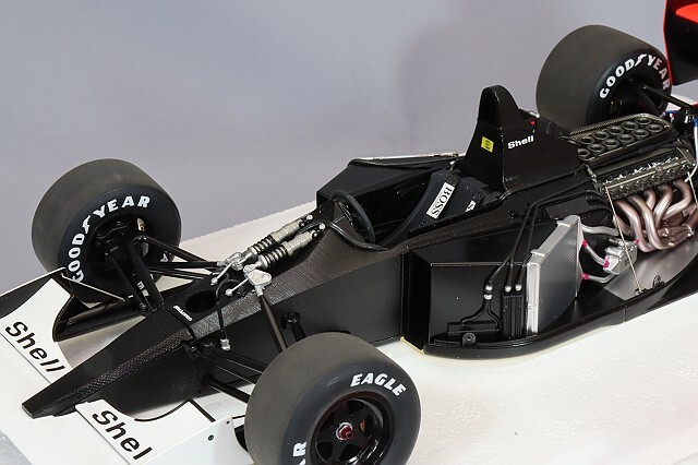 オートアート 1/18 F1 マクラーレン MP4/6 ホンダ A.セナ 専用 オートアート コンポジット 1/18 マクラーレン ホンダ MP4/6 F1