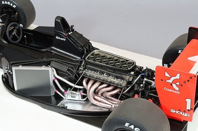 Amazon | AUTOart 1/18 マクラーレン ホンダ MP4/6 日本GP 1991年 #1 アイルトン・セナ ※マクラーレンロゴ入り  完成品 | ミニカー・ダイキャストカー | ホビー