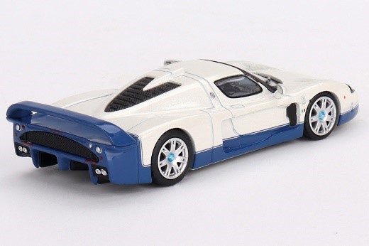 BBR 1/64 マセラティ MC12 ストラダーレ ホワイト