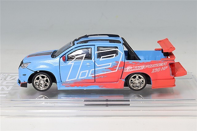 BM CREATIONS 1/64 いすゞ D-Max 2018 ローライダー セーフティーカー