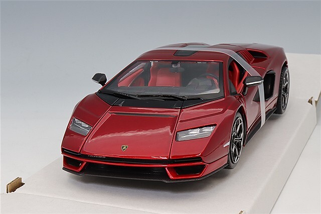 burago ランボルギーニ　カウンタック Amazon.com: Bburago B18-21102 Countach LPI 800-4-1:24 Scale