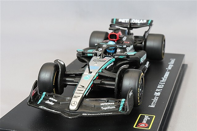 ブラゴ 1/43 メルセデス AMG ペトロナス F1チーム W15 Eパフォーマンス