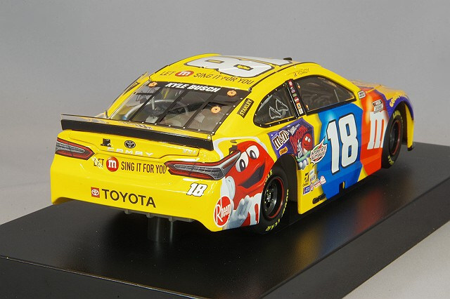 NASCAR 1/24カムリ 初制覇記念限定品　送料込み NASCAR 1/24カムリ 初制覇記念限定品 送料込み 送料無料 1/24 トヨタ