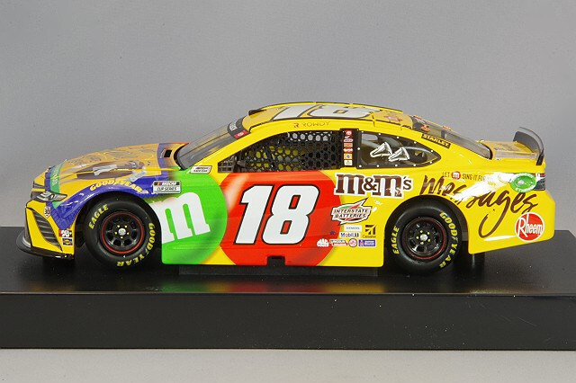 ライオネルレーシング 1/24 トヨタ カムリ 