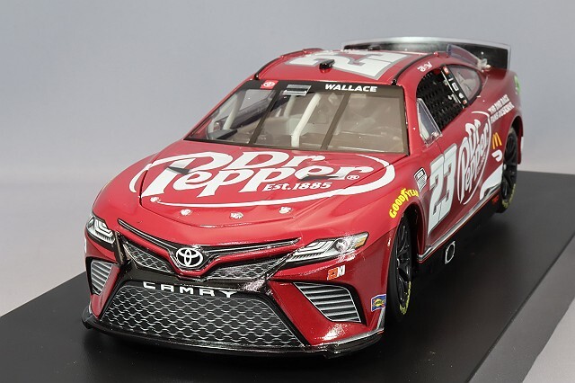 NASCAR 1/24カムリ 初制覇記念限定品　送料込み ライオネルレーシング 1/24 トヨタ カムリ 