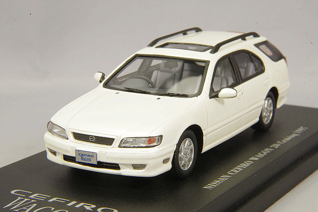 CAM@ 1/43 セフィーロ ワゴン WA32 1997年 プラチナホワイト CAM@ 1/43 日産 セフィーロ ワゴン (WA32) 1997 プラチナホワイトパール