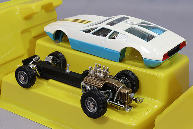 コーギー 1/44 #271 ギア 5000 マングスタ(デト・マソ シャーシ付