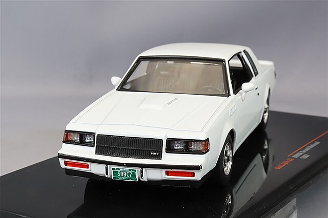 イクソ 1/43 ビュイック グランドナショナル 1987 ホワイト