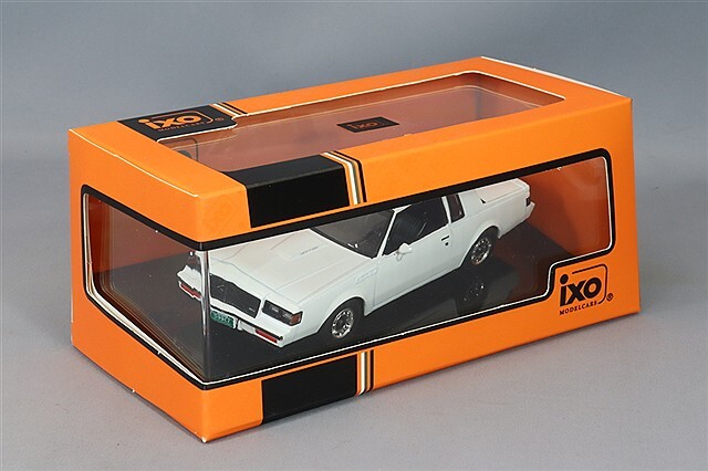 イクソ 1/43 ビュイック グランドナショナル 1987 ホワイト