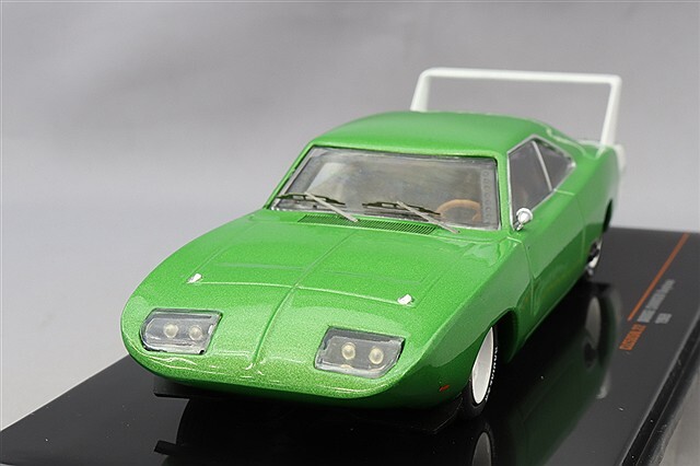 M2 '68 ダッジ COE & '69 ダッジ チャージャー デイトナ M2 ´68 ダッジ COE & ´69 ダッジ チャージャー デイトナ