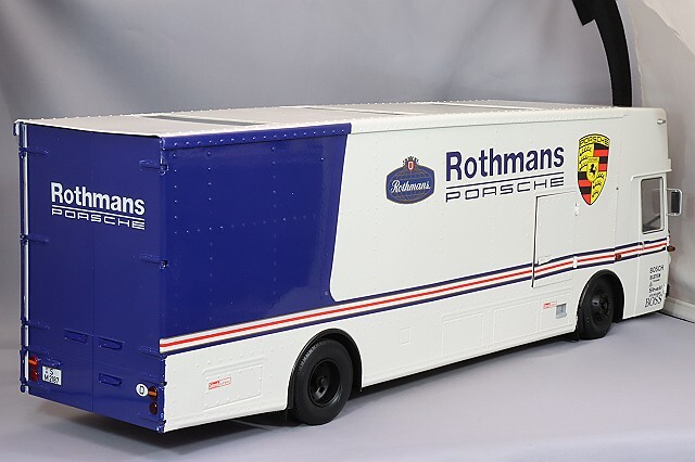 CMR メルセデス O317 レーストランスポーター 　ロスマンズ　ポルシェ CMR 1/18 メルセデスベンツ O317 レーストランスポーター