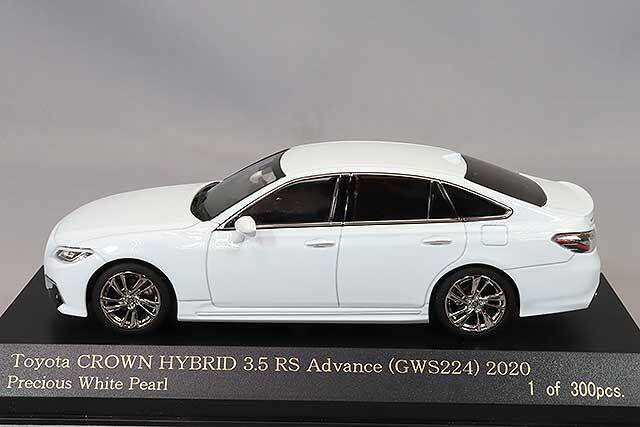 1/43 CAR-NEL トヨタ クラウン Hybrid 3.5 RS カーネル 1/43 トヨタ クラウン ハイブリッド 3.5 RS Advance