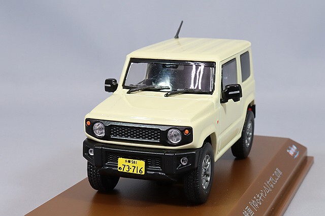 ゆるキャン△✕CARNEL カーネル 1/43 映画 ゆるキャン なでしこの車 アクリルスタンド付