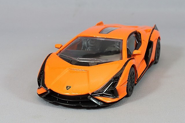 【関税込み】GIABORGHINI オレンジ Rosie 16 サンダル GE2538BW00096_fw_thumbM.jpg