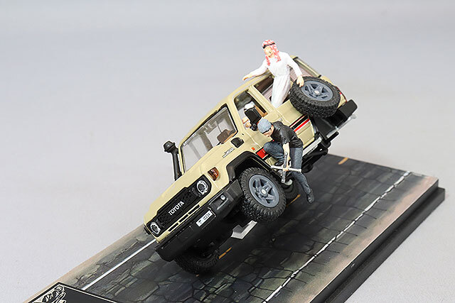 GCD ダイキャストトーク 限定 アラブ限定　トヨタ・ランドクルーザー70 予約] GCD 1/64 トヨタ ランドクルーザー 70 アラブ仕様 Gold